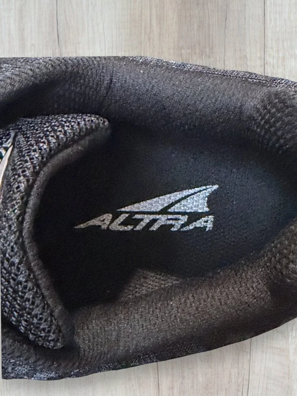 Altra Paradigm 5 Black Running Shoes Zero Drop FootShape Wide Toe Box Mens 10